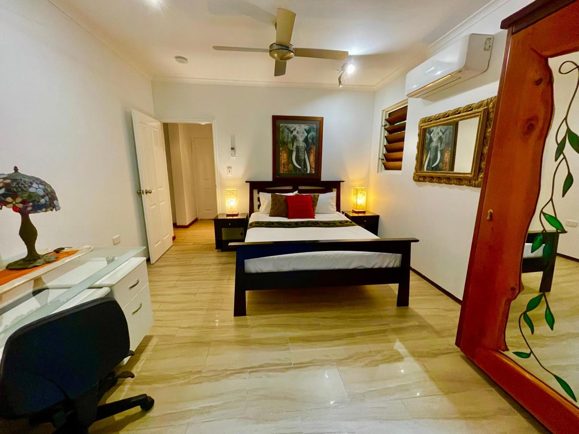 Karinya Hotel Клифтън Бийч Екстериор снимка